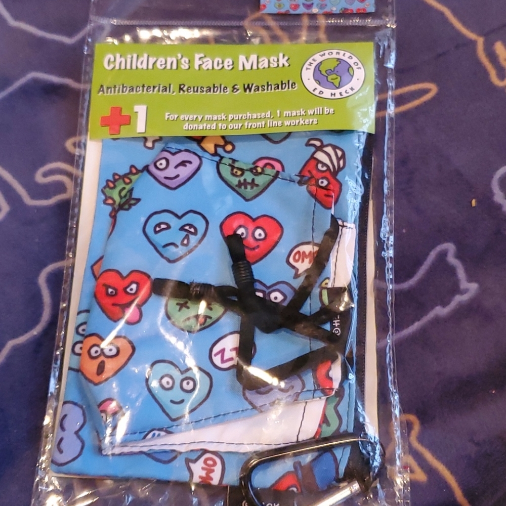 ChildDesigner mask my friend comes with pouch